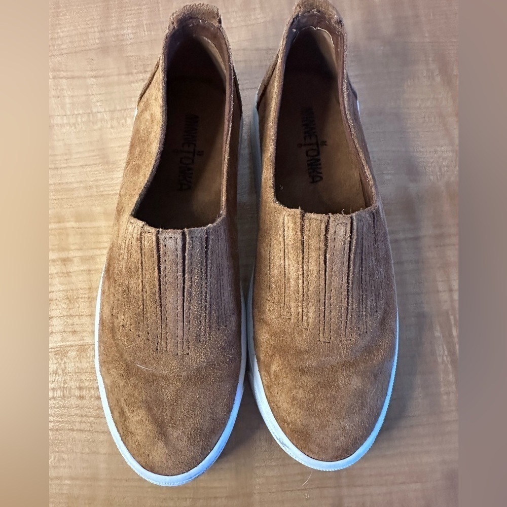 Minnetonka Tan Suede Slip-On Loafers